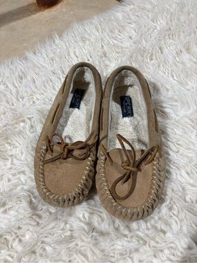 Sperry  Tan Suede Moccasin Slippers